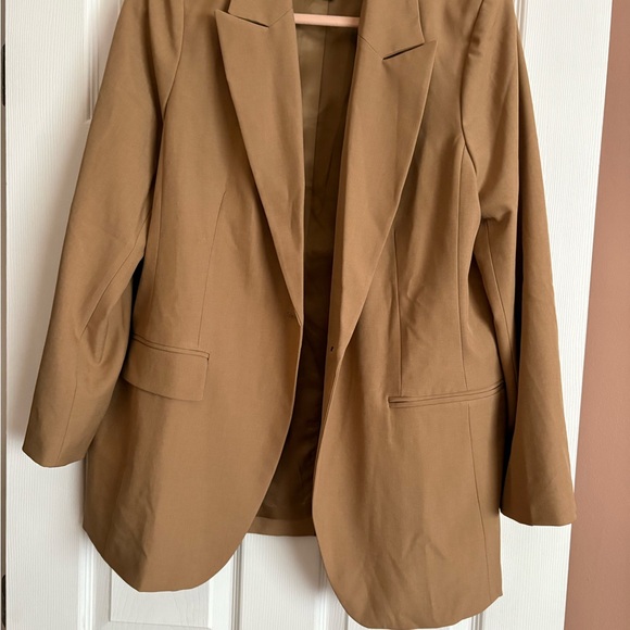 Banana Republic Camel Blazer - Picture 1 of 4